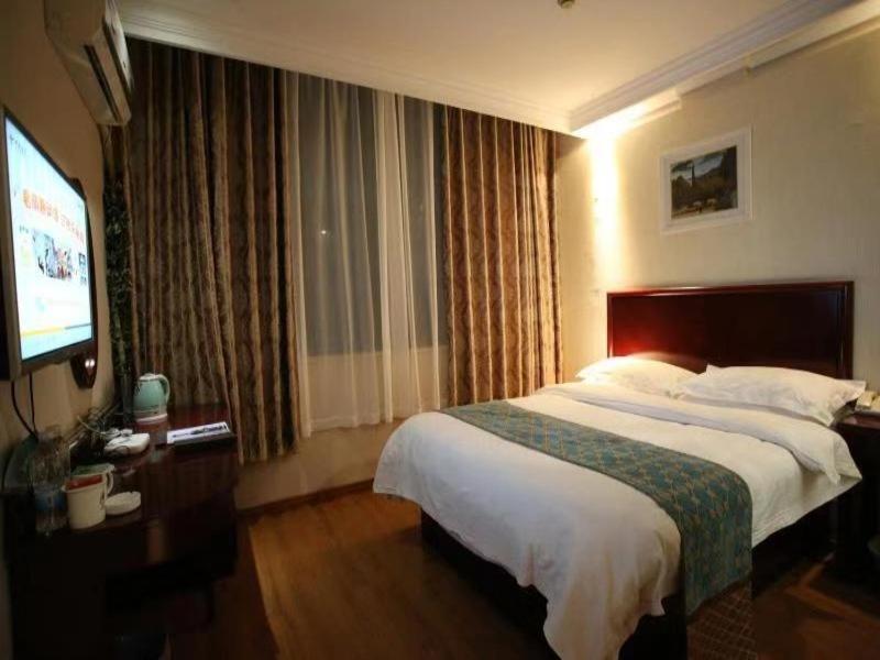 Greentree Inn Jiangsu Wuxi Yangjian Xihu Road Express Hotel Exterior foto